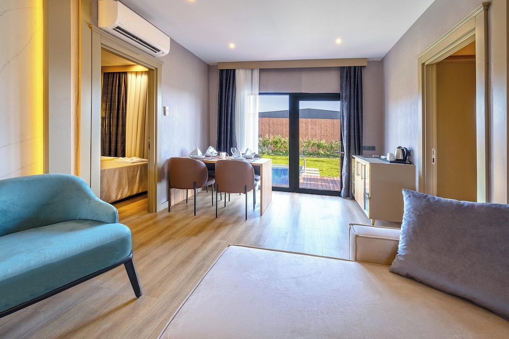 Lago Hotel — Rooms in Side