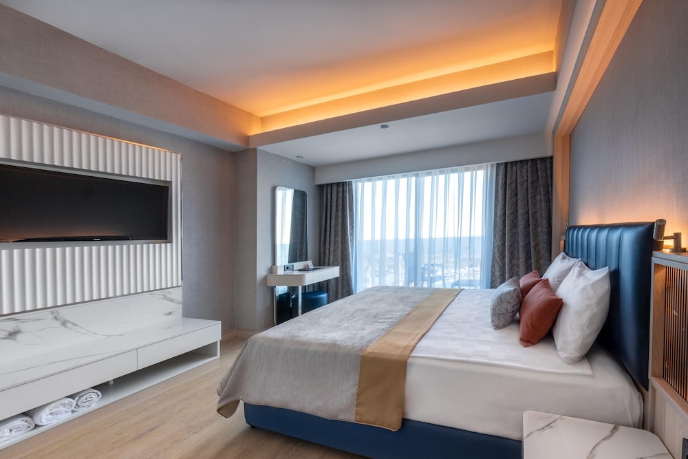 Lago Hotel — Rooms in Side
