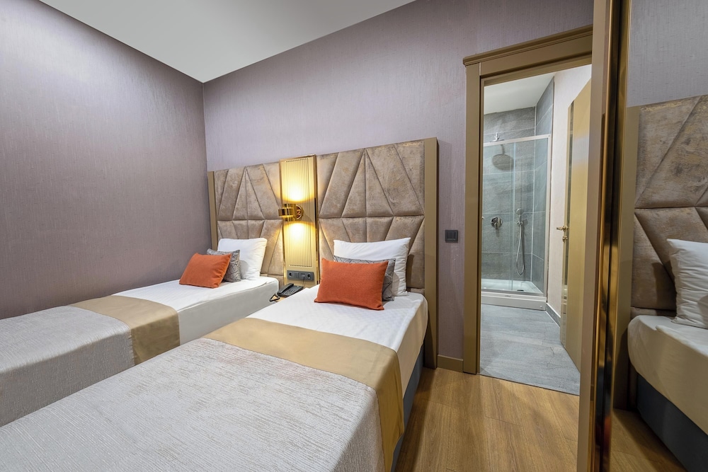 Lago Hotel — Rooms in Side