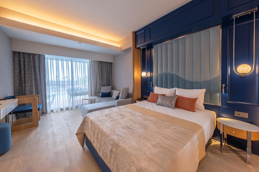Lago Hotel — Rooms in Side