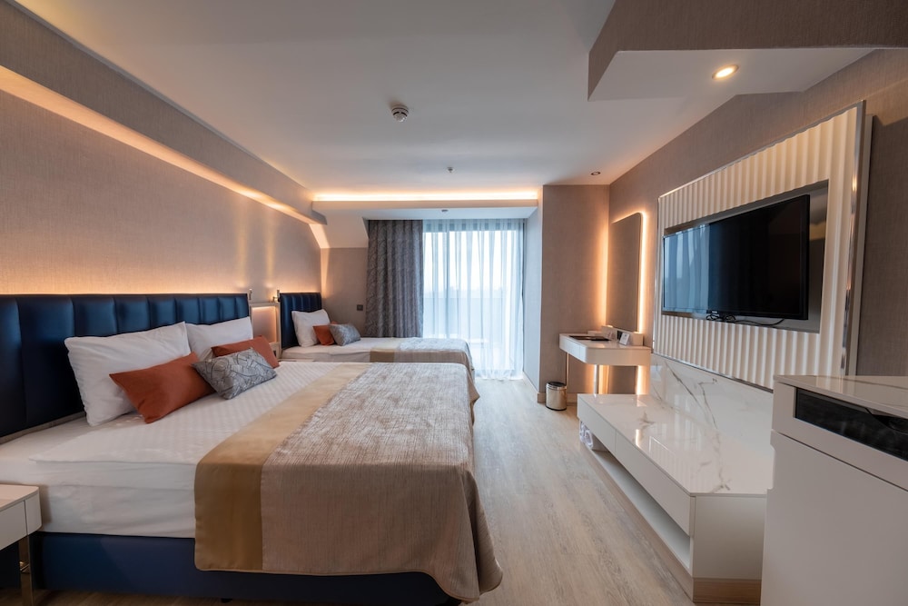 Lago Hotel — Rooms in Side