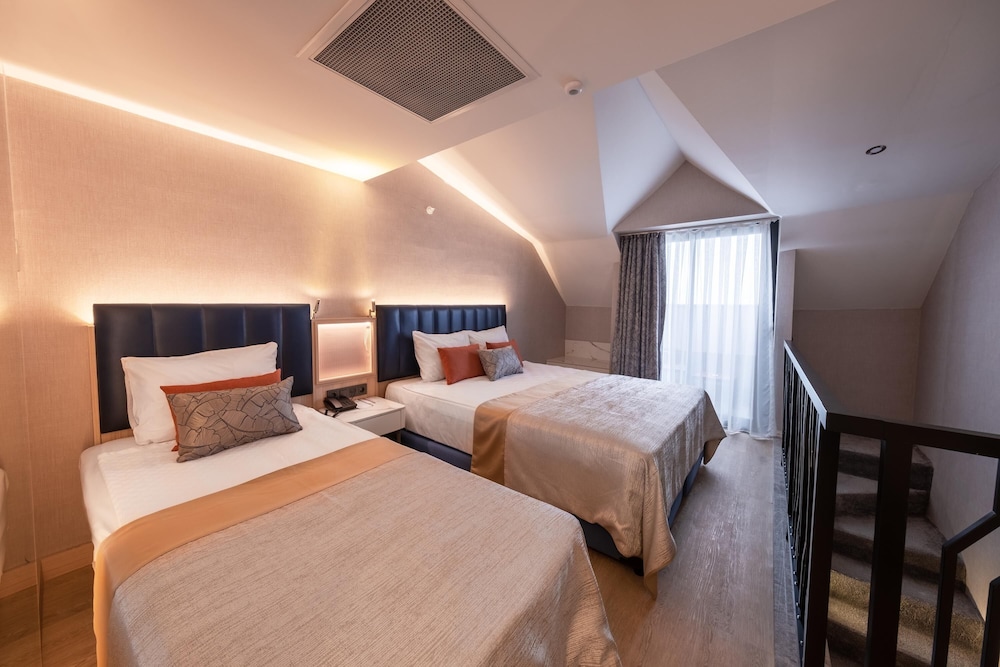 Lago Hotel — Rooms in Side