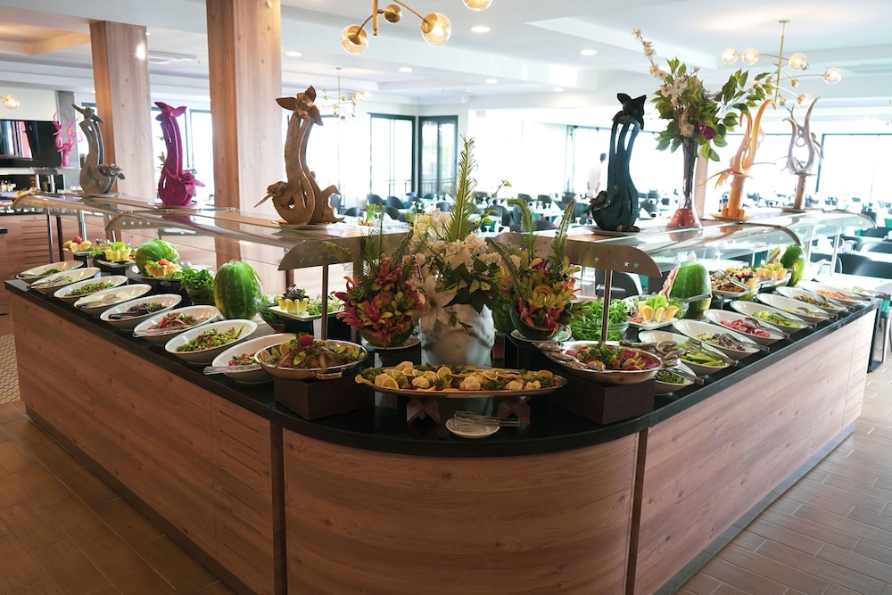 Sırma Hotel — Restaurant & bars in Side
