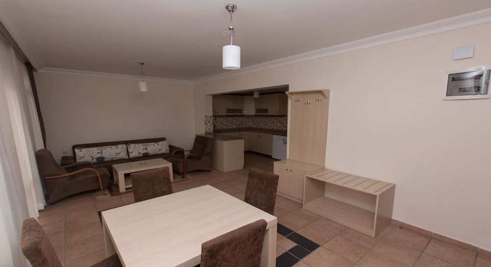 Sırma Hotel — Hotel rooms in Side