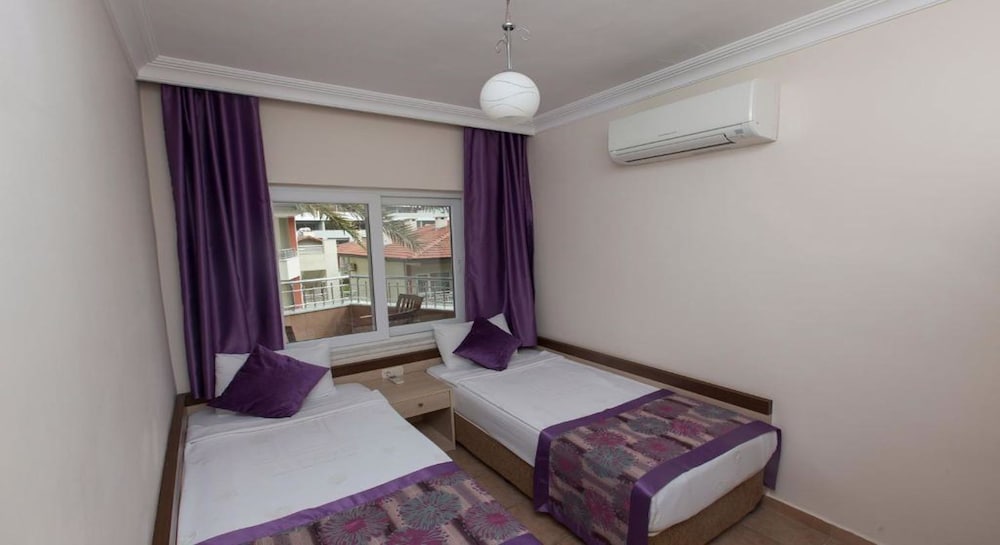 Sırma Hotel — Hotel rooms in Side