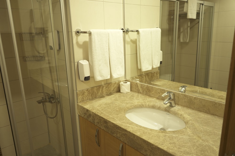 Sırma Hotel — Hotel rooms in Side