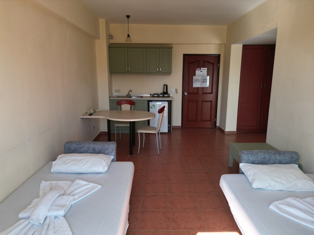 Lemas Suite Hotel — Hotel rooms in Side