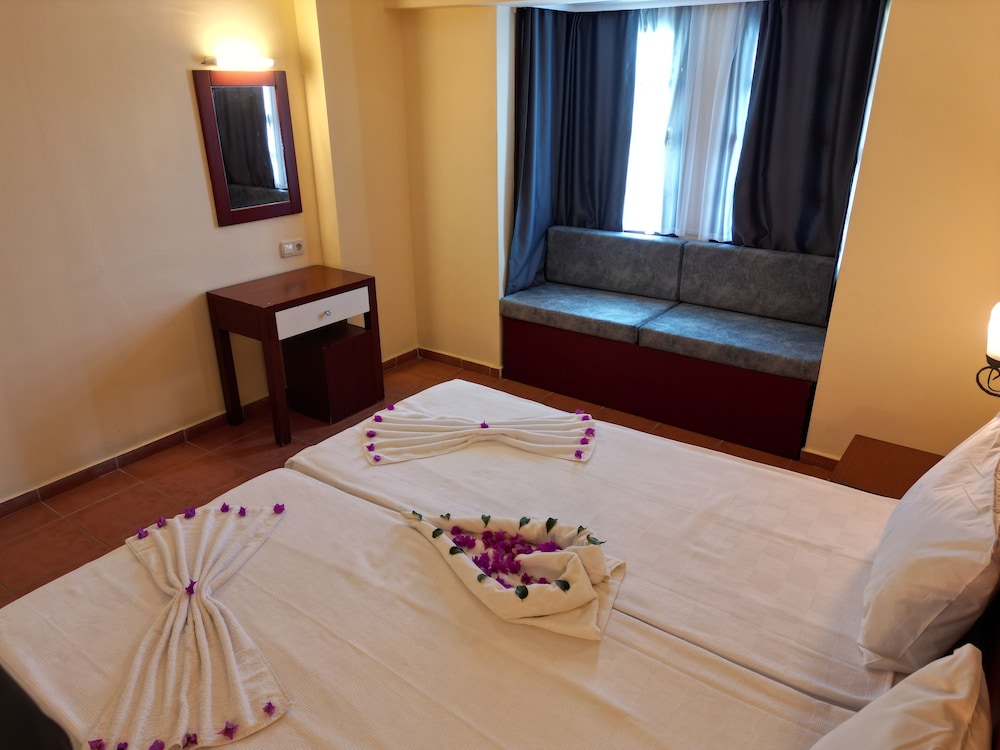 Lemas Suite Hotel — Hotel rooms in Side