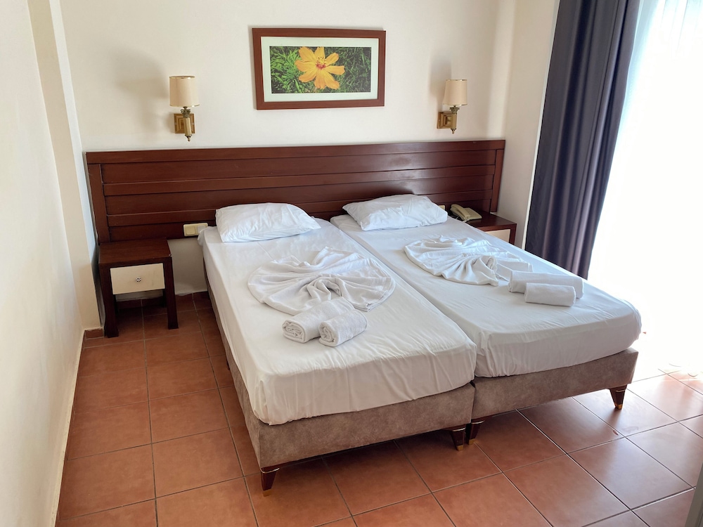 Lemas Suite Hotel — Hotel rooms in Side