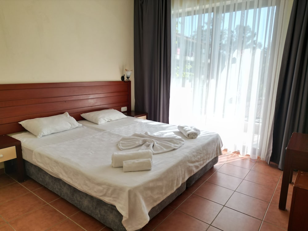 Lemas Suite Hotel — Hotel rooms in Side