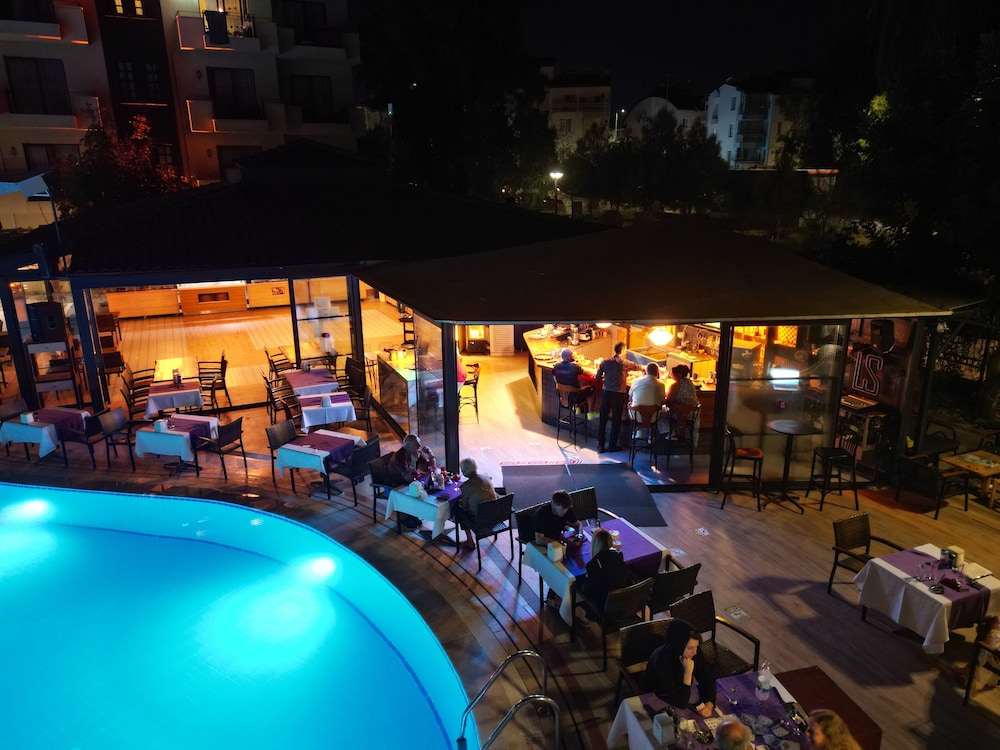 Lemas Suite Hotel — Restaurant & bars in Side