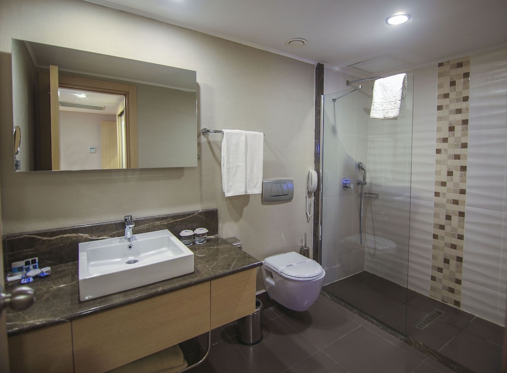 Linda Sunny Beach Hotel & Spa-Ultra All Inclusive — Hotel rooms in Side