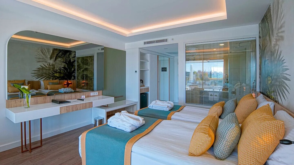 Side Stella Elite Resort & Spa 16 Plus - Ultra All Inclusive — Hotel rooms in Side