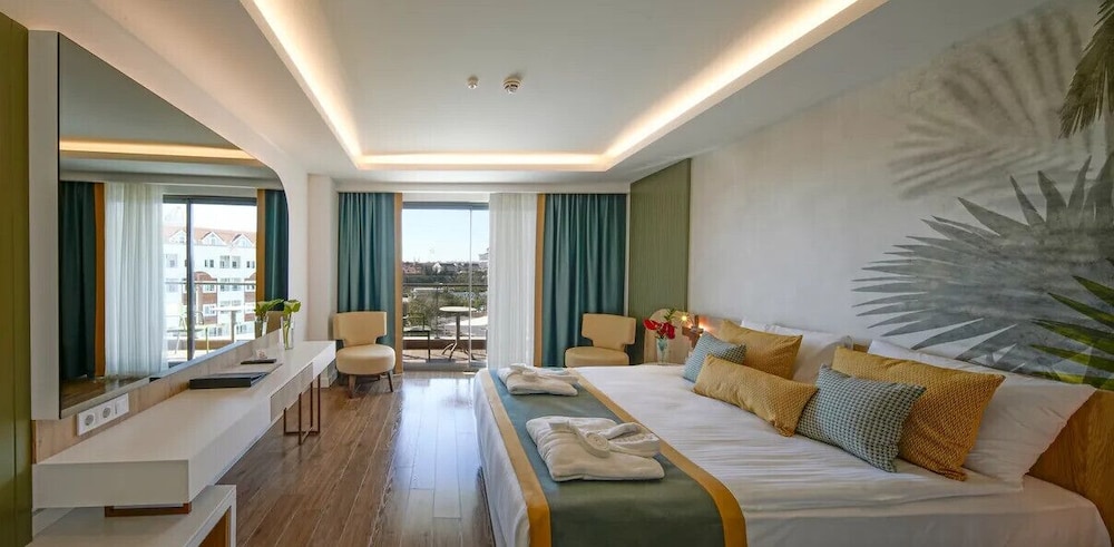Side Stella Elite Resort & Spa 16 Plus - Ultra All Inclusive — Hotel rooms in Side