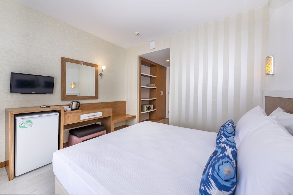 A Hotel Side — Hotel rooms in Side