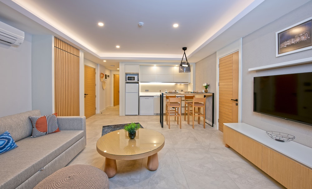 A Suite Side — Hotel rooms in Side