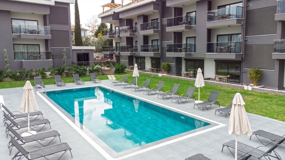 A Suite Side — Swimming pool in Side