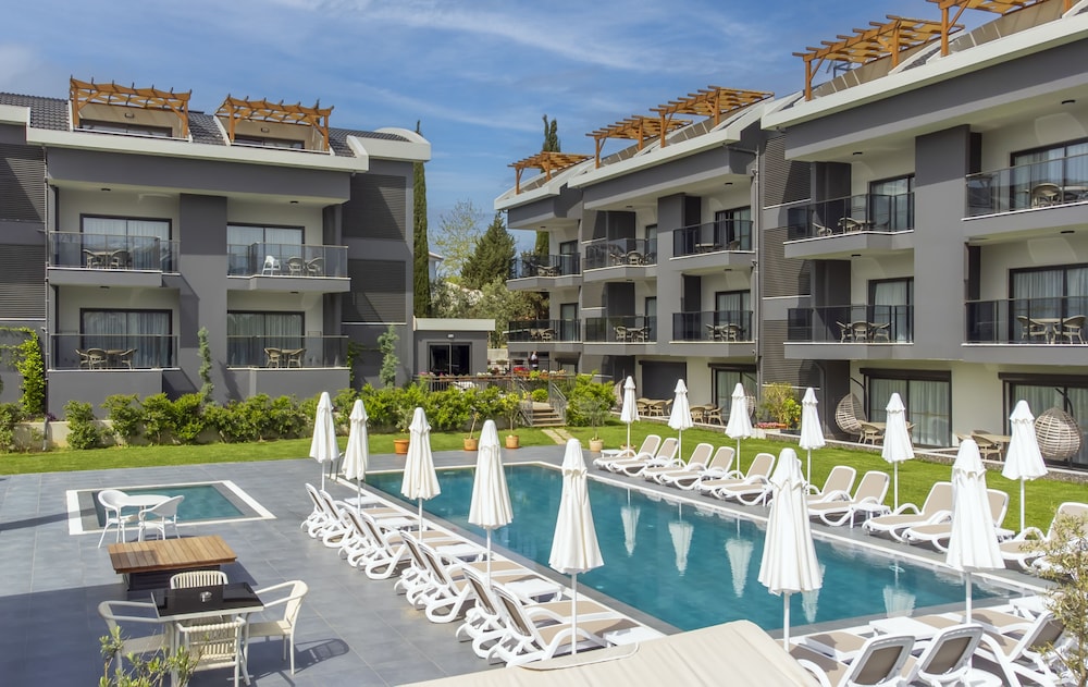 A Suite Side — Swimming pool in Side