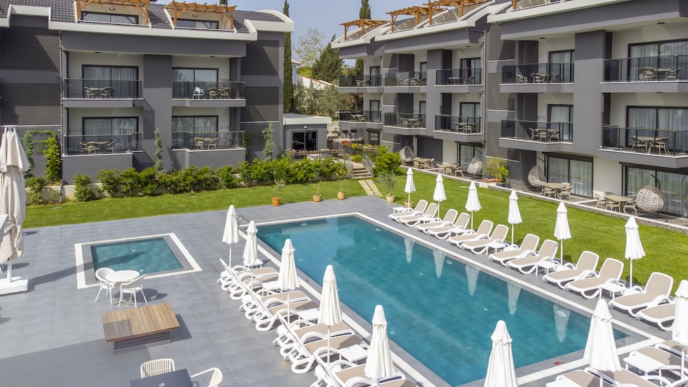 A Suite Side — Swimming pool in Side