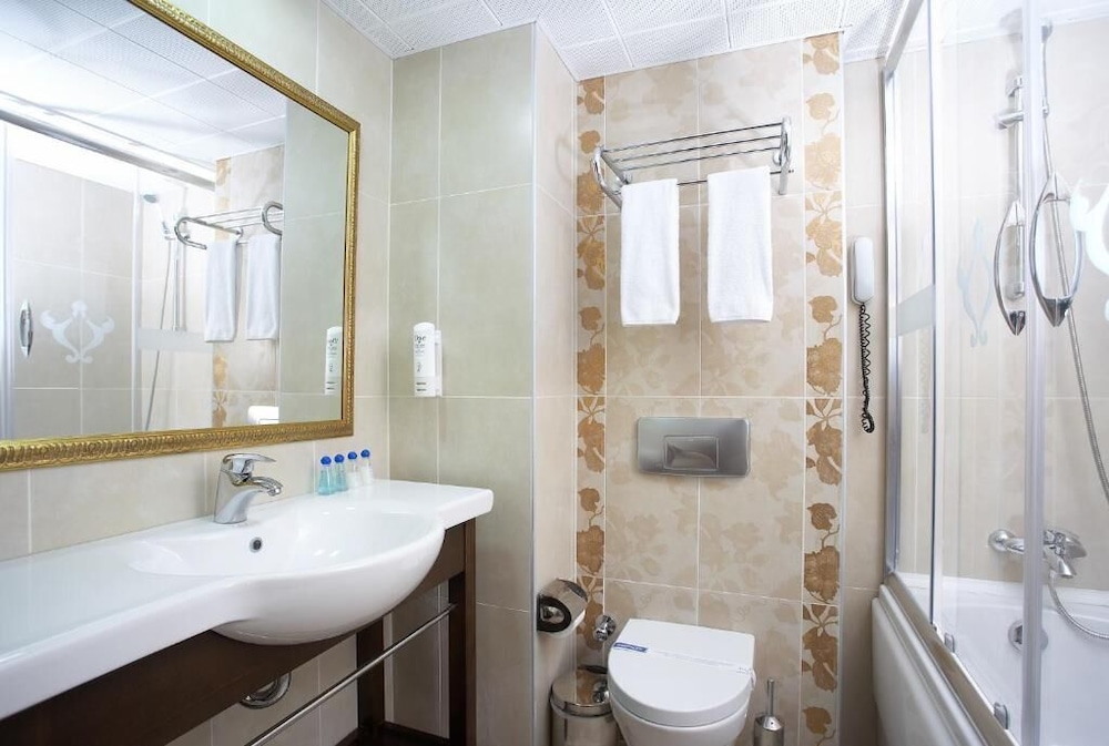 Emre Beach & Emre Hotel — Hotel rooms in Marmaris, Mugla