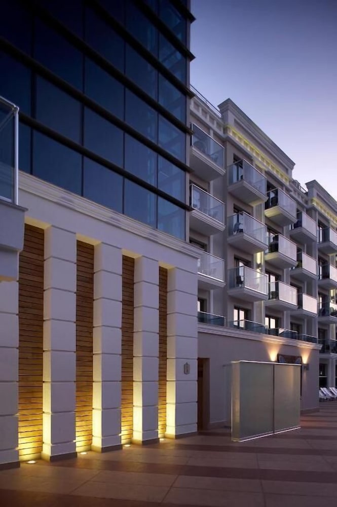 Emre Beach & Emre Hotel — Hotel building in Marmaris, Mugla