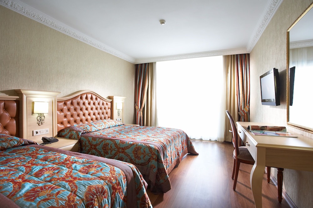 Emre Beach & Emre Hotel — Hotel rooms in Marmaris, Mugla