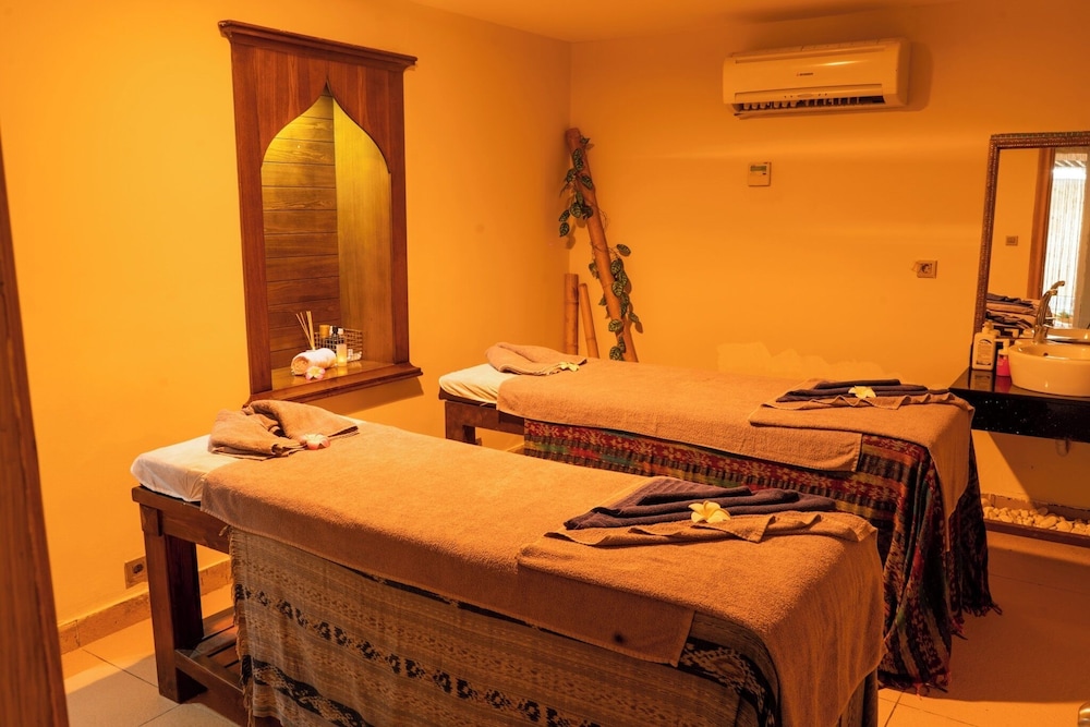 Emre Beach & Emre Hotel — Spa in Marmaris, Mugla