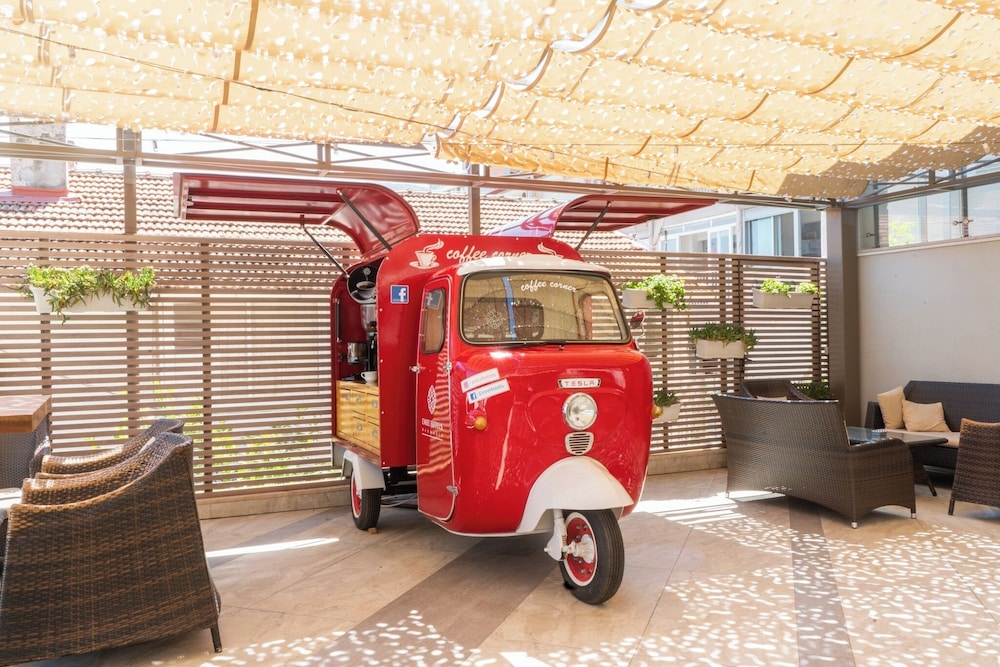 Emre Beach & Emre Hotel — Restaurant & bars in Marmaris, Mugla