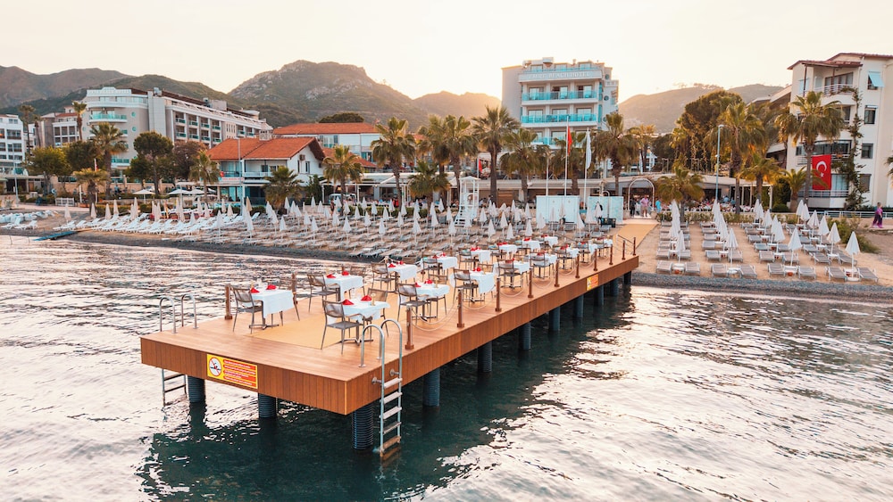 Emre Beach & Emre Hotel — Restaurant & bars in Marmaris, Mugla