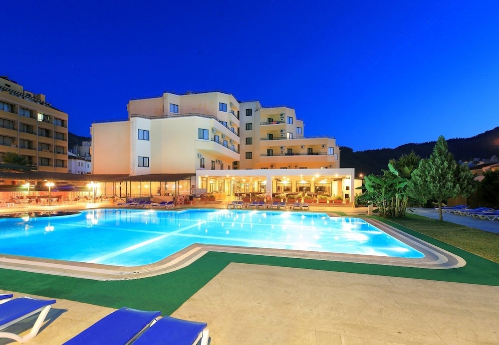 Idas Club Hotel — Swimming pool in İçmeler, Mugla