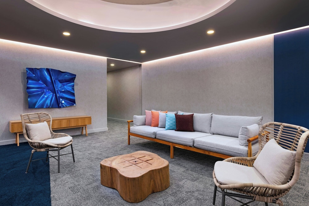 Aloft by Marriott Playa del Carmen — Hotel rooms in Playa del Carmen, Quintana Roo