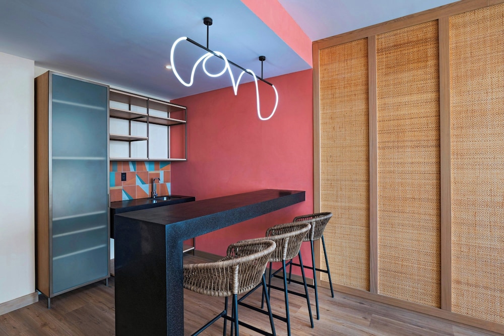 Aloft by Marriott Playa del Carmen — Restaurant & bars in Playa del Carmen, Quintana Roo