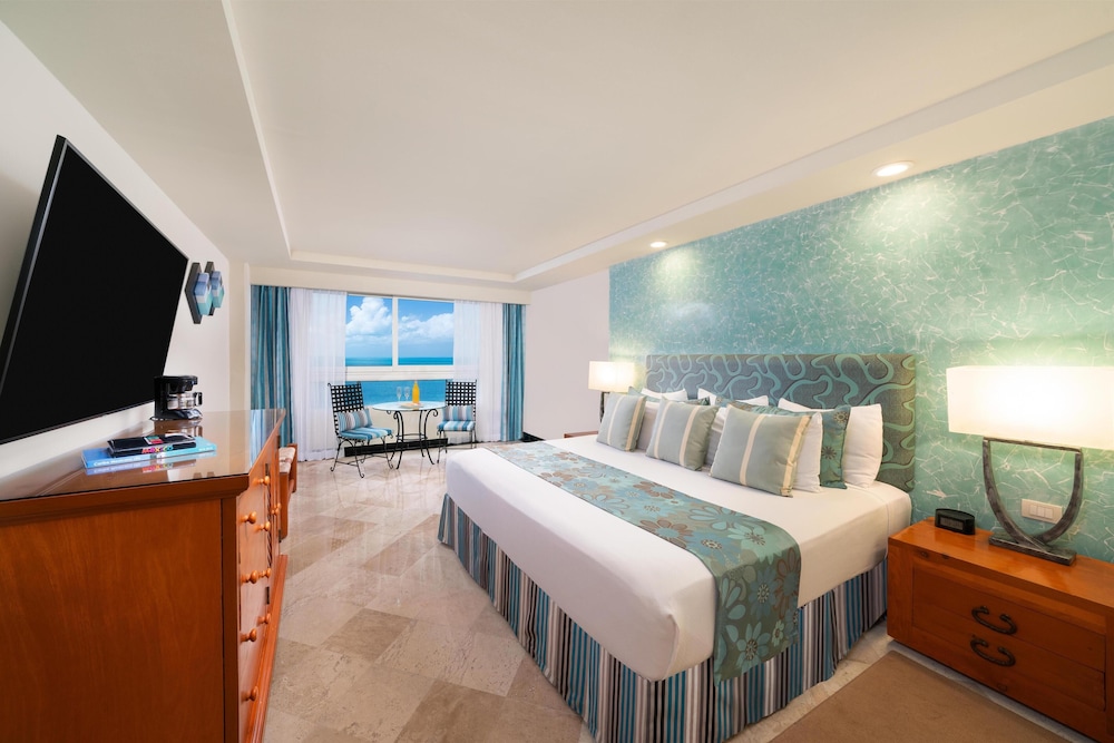 The Sens Cancun By Oasis — Hotel rooms in Cancun, Quintana Roo