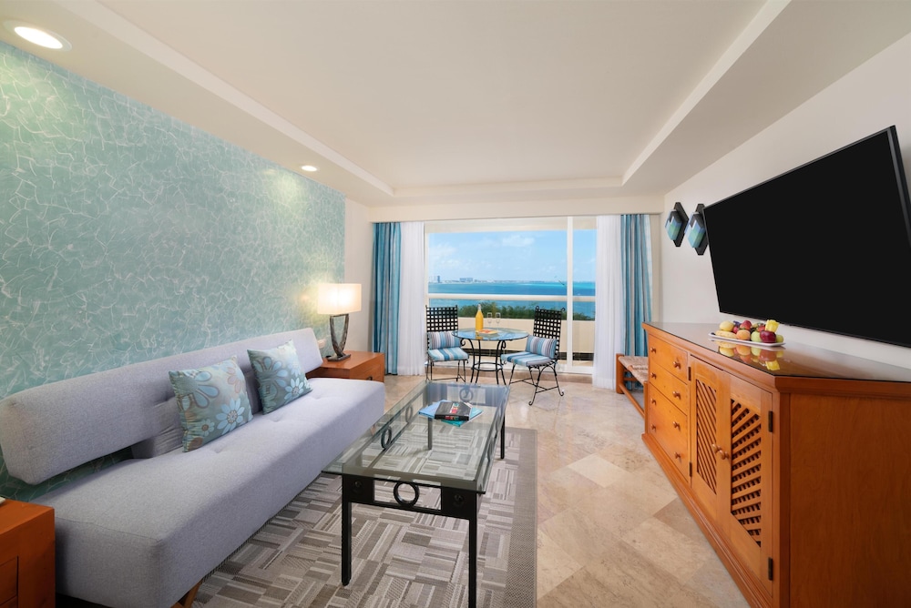 The Sens Cancun By Oasis — Hotel rooms in Cancun, Quintana Roo