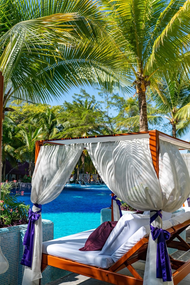 The Sens Cancun By Oasis — Swimming pool in Cancun, Quintana Roo