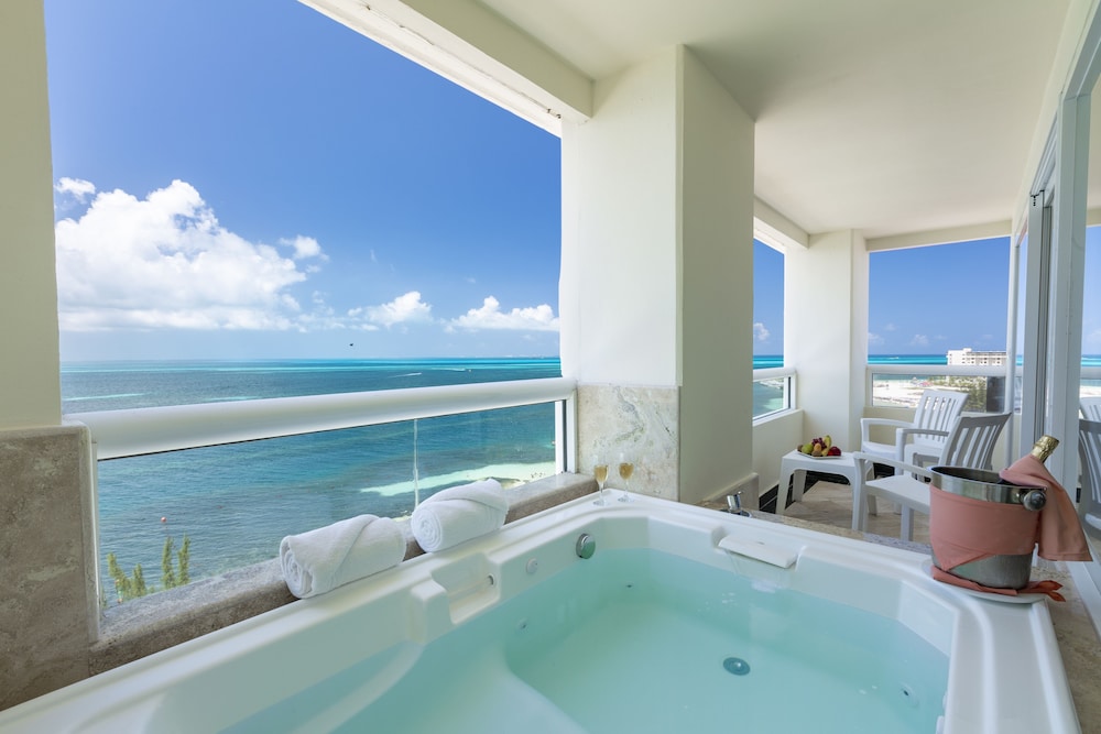 The Sens Cancun By Oasis — Hotel rooms in Cancun, Quintana Roo