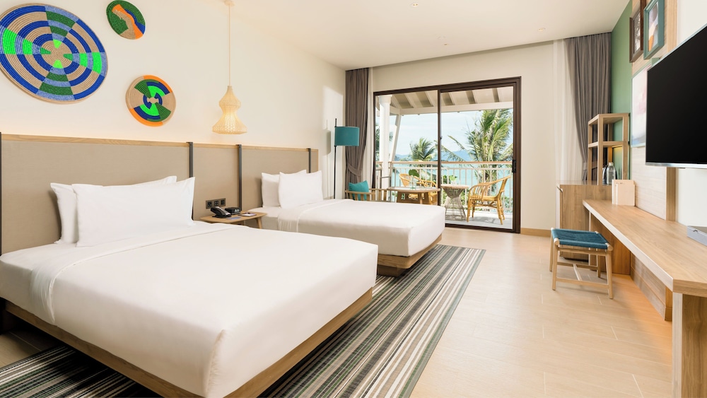 Holiday Inn Resort Samui Bophut Beach by IHG — Hotel rooms in Bo Phut, Surat Thani