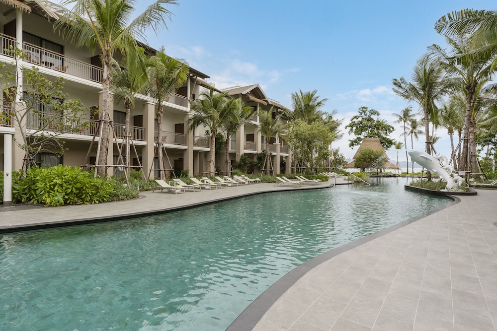 Holiday Inn Resort Samui Bophut Beach by IHG — Swimming pool in Bo Phut, Surat Thani