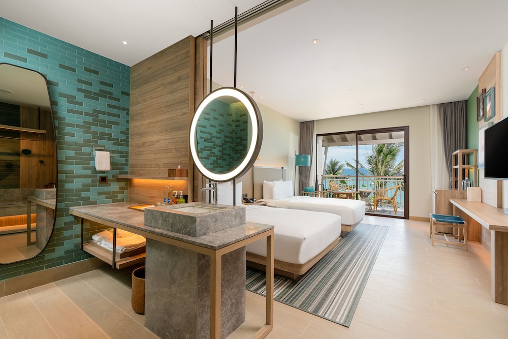 Holiday Inn Resort Samui Bophut Beach by IHG — Hotel rooms in Bo Phut, Surat Thani
