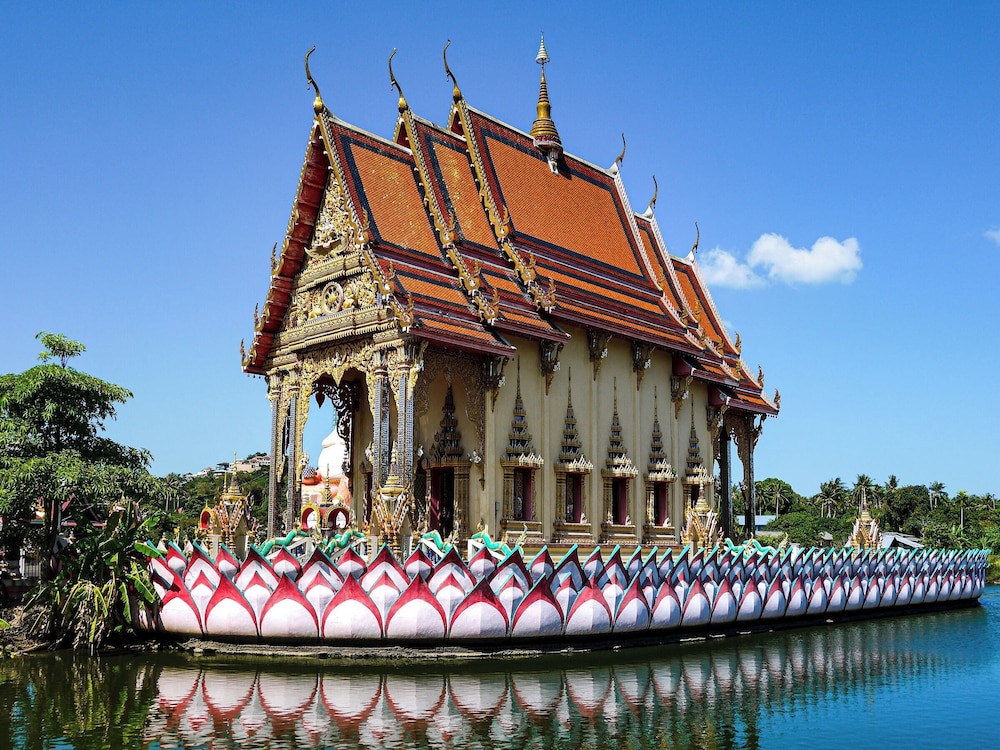 Holiday Inn Resort Samui Bophut Beach by IHG — Attractions in the area in Bo Phut, Surat Thani