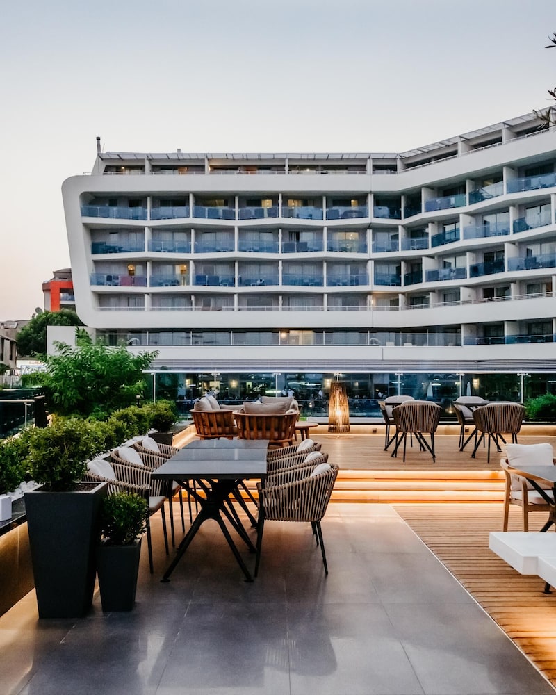 Selene Beach & Spa Hotel — Restaurant & bars in Alanya