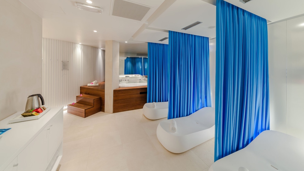 Bluesun Mala Berulia — Spa in Brela, Split-Dalmatia
