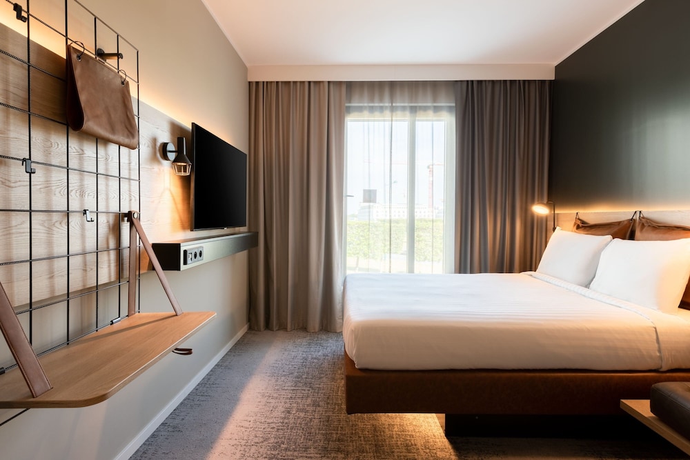 Moxy Paris Val D’Europe — Hotel rooms in Disneyland Paris, Ile-de-France