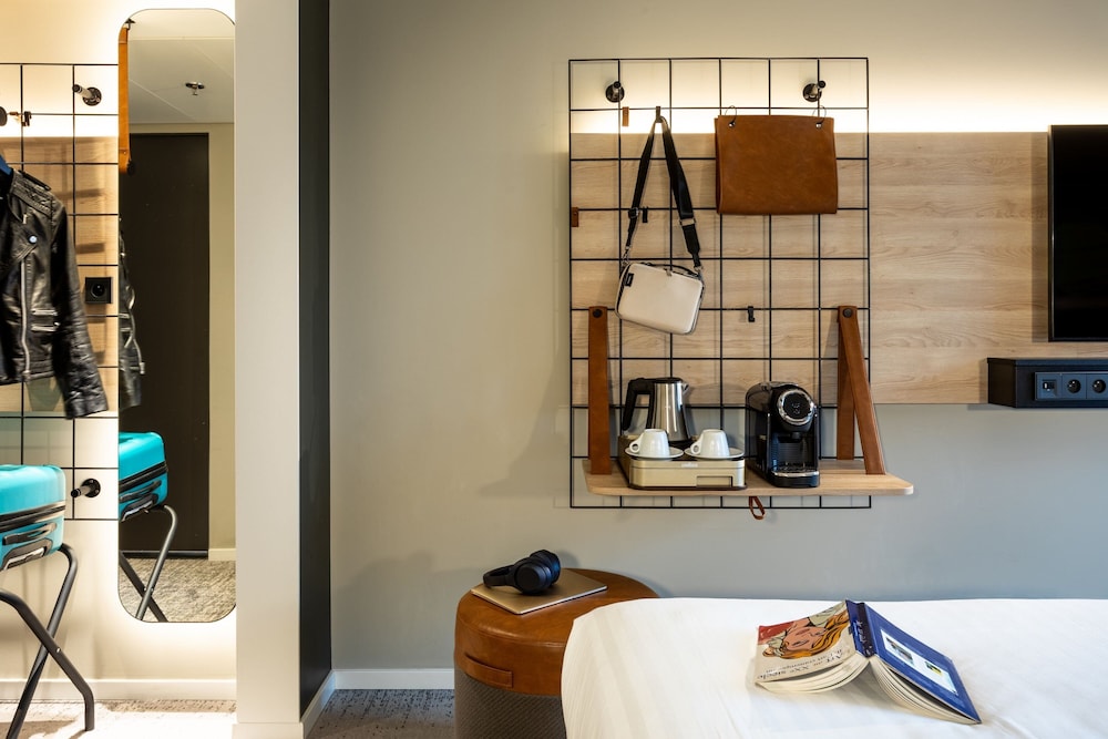 Moxy Paris Val D’Europe — Hotel rooms in Disneyland Paris, Ile-de-France