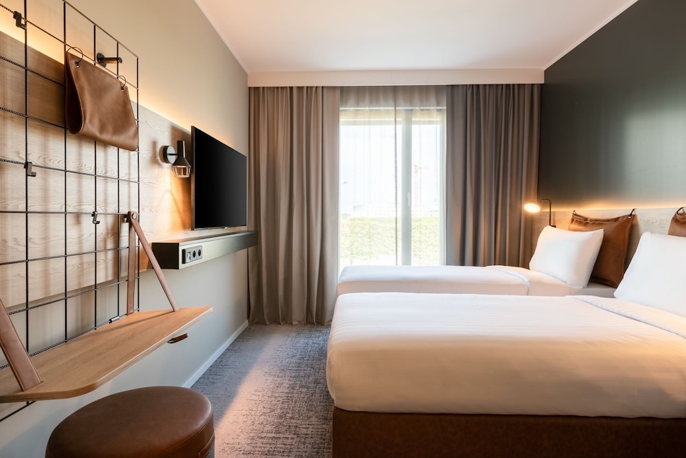 Moxy Paris Val D’Europe — Hotel rooms in Disneyland Paris, Ile-de-France