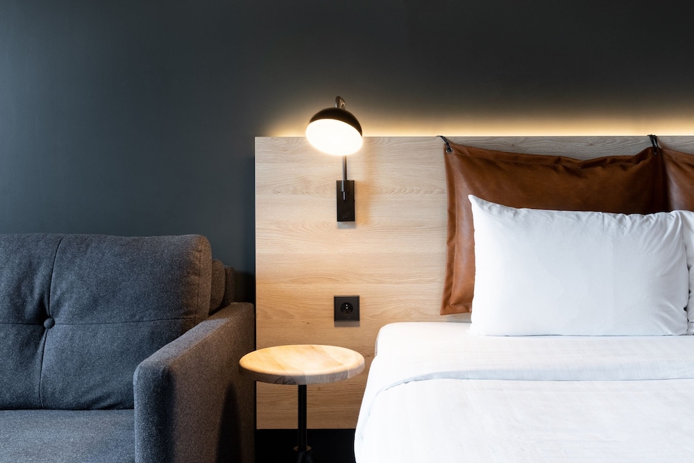 Moxy Paris Val D’Europe — Hotel rooms in Disneyland Paris, Ile-de-France