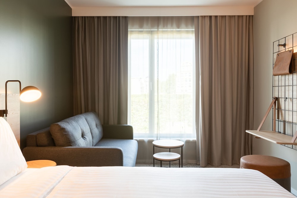 Moxy Paris Val D’Europe — Hotel rooms in Disneyland Paris, Ile-de-France