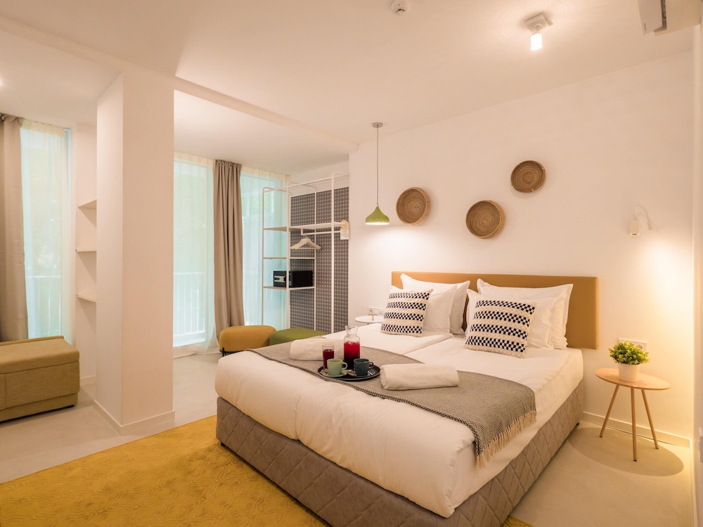 ibis Styles Golden Sands Roomer Hotel — Hotel rooms in Golden Sands, Varna Region