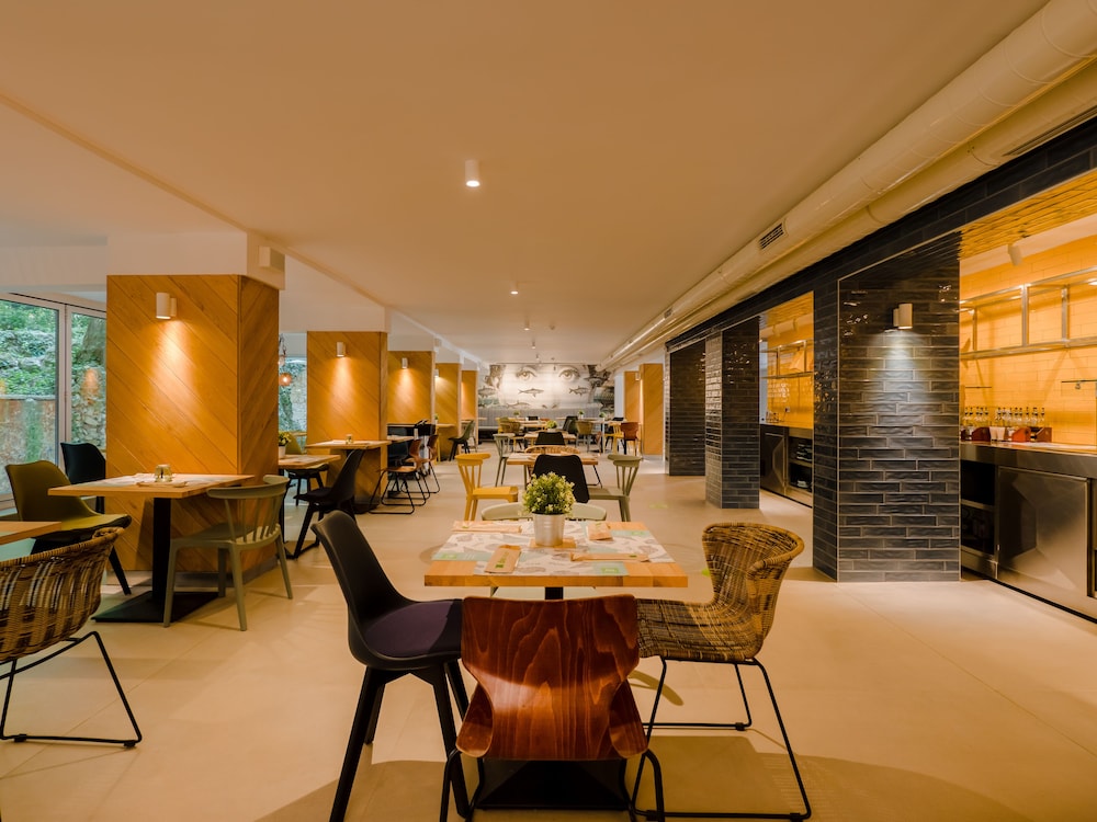 ibis Styles Golden Sands Roomer Hotel — Restaurant & bars in Golden Sands, Varna Region