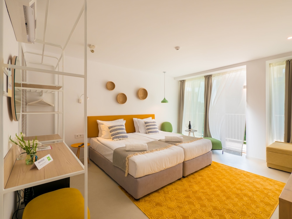 ibis Styles Golden Sands Roomer Hotel — Hotel rooms in Golden Sands, Varna Region